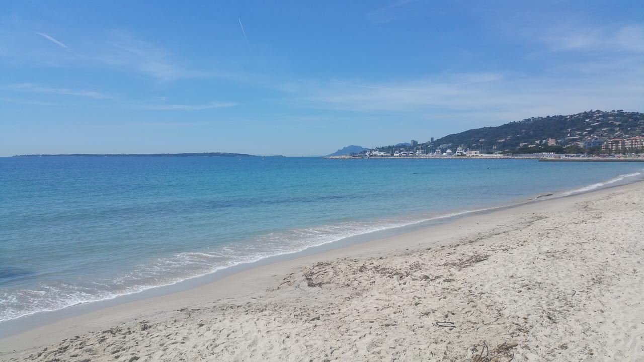 Les Pins Bleus Lejlighed Juan-les-Pins Eksteriør billede