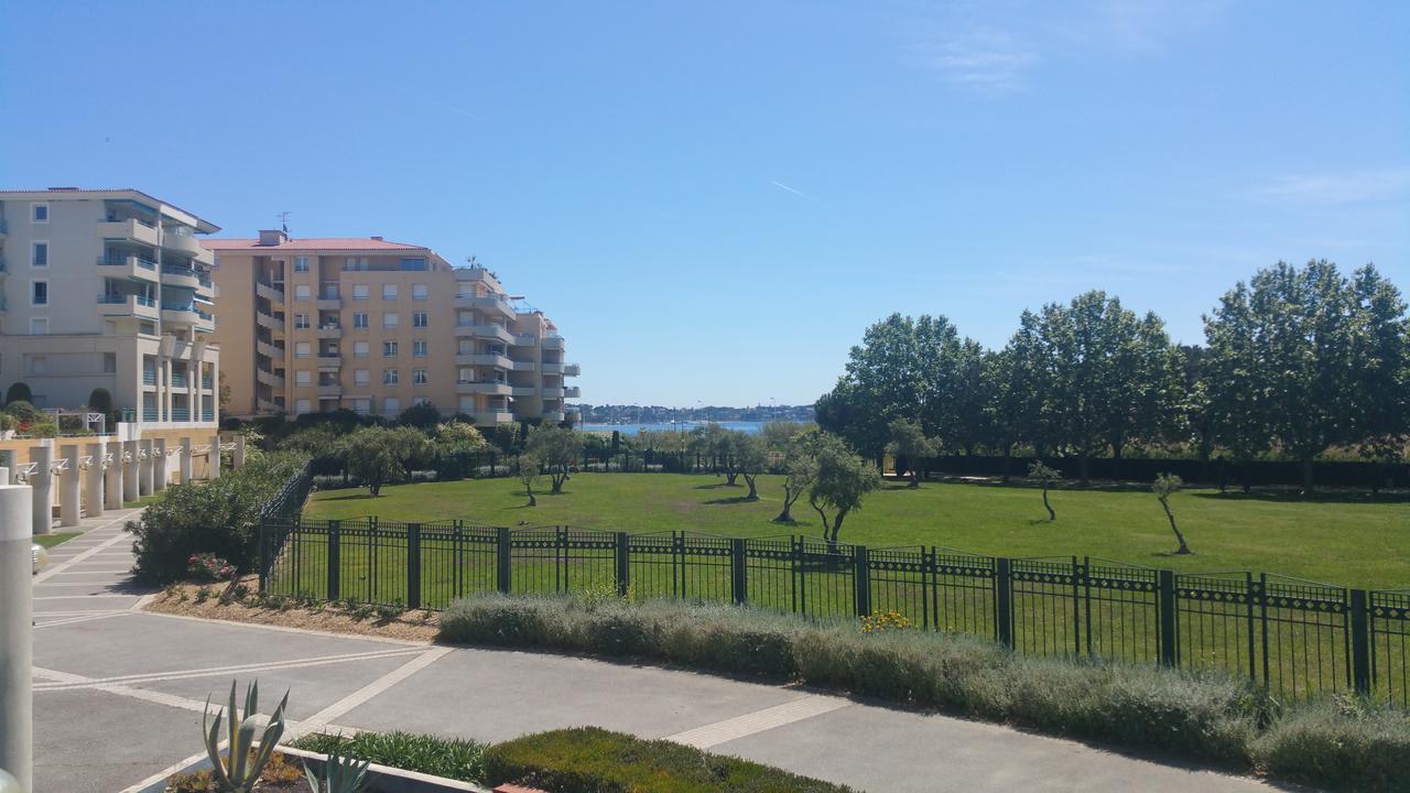 Les Pins Bleus Lejlighed Juan-les-Pins Eksteriør billede